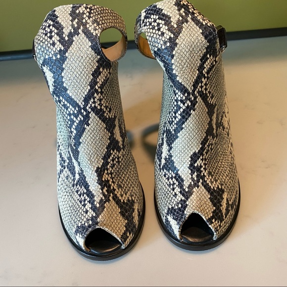 THAKOON ADDITION Reptile Pattern Peep-Toe Heels Size 36 - Picture 3 of 10